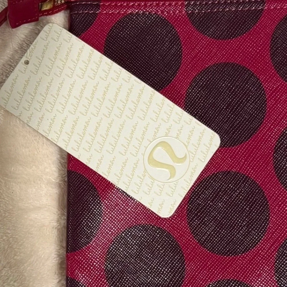 Lululemon In The Present Pouch Deep Ruby Bordeaux Drama Polka Dot W9M61S NWT